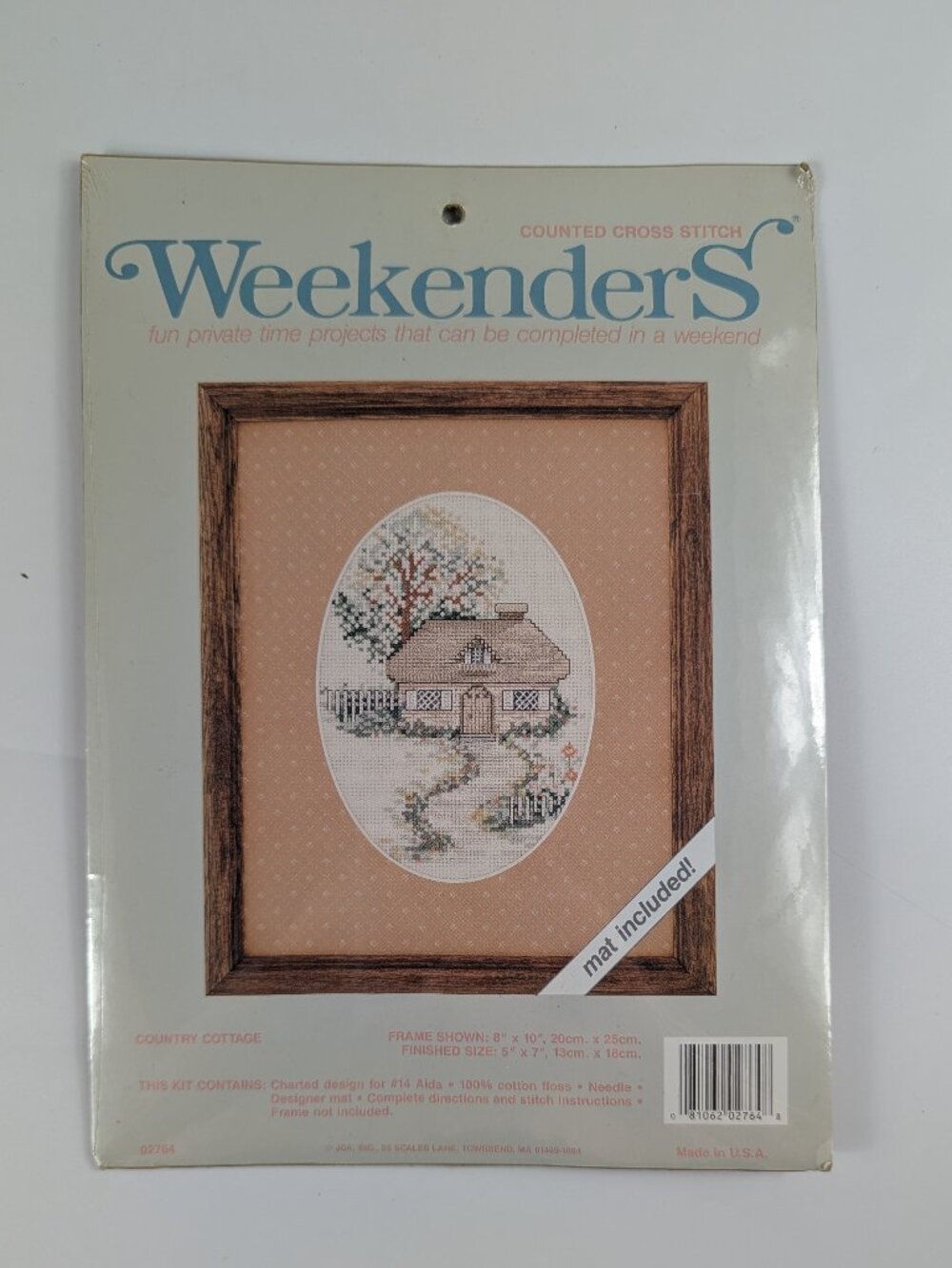 Vintage Weekenders Counted Cross Stitch Country Cottage Kit Mat Included